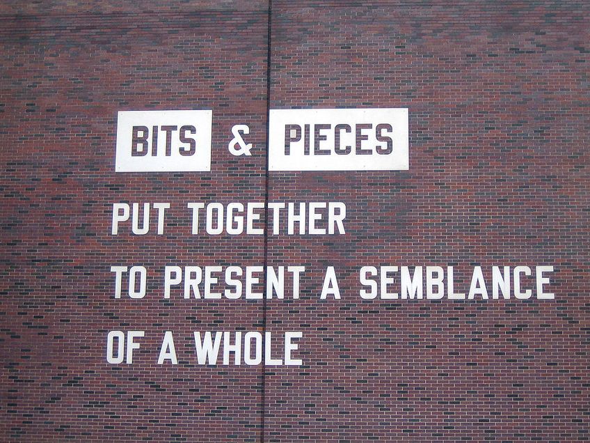 Lawrence Weiner Statements