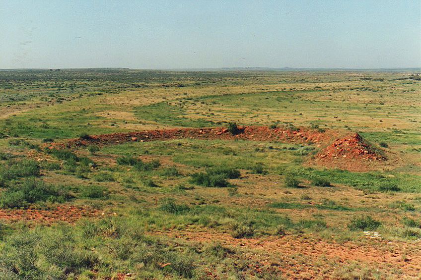 Robert Smithson Biography