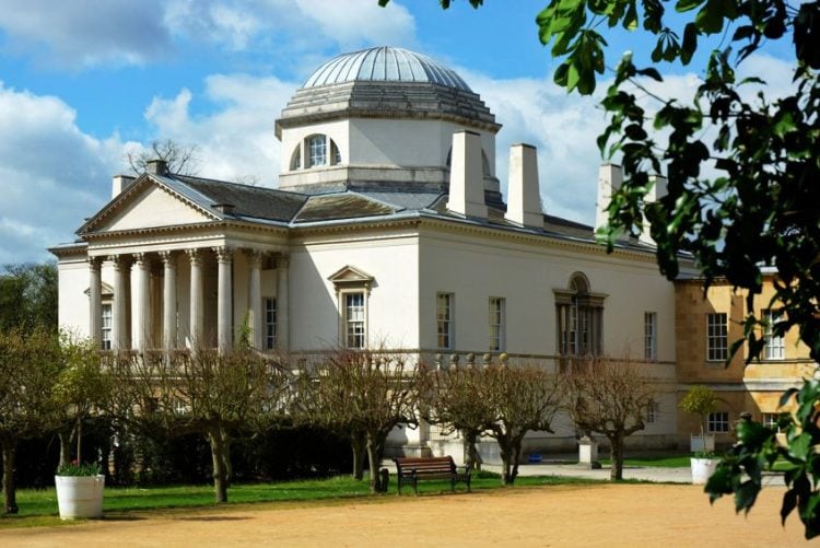 Neoclassical Art - A Return to Symmetry in the Neoclassical Period