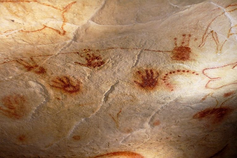 Prehistoric Art – History of Humanity’s Earliest Artforms