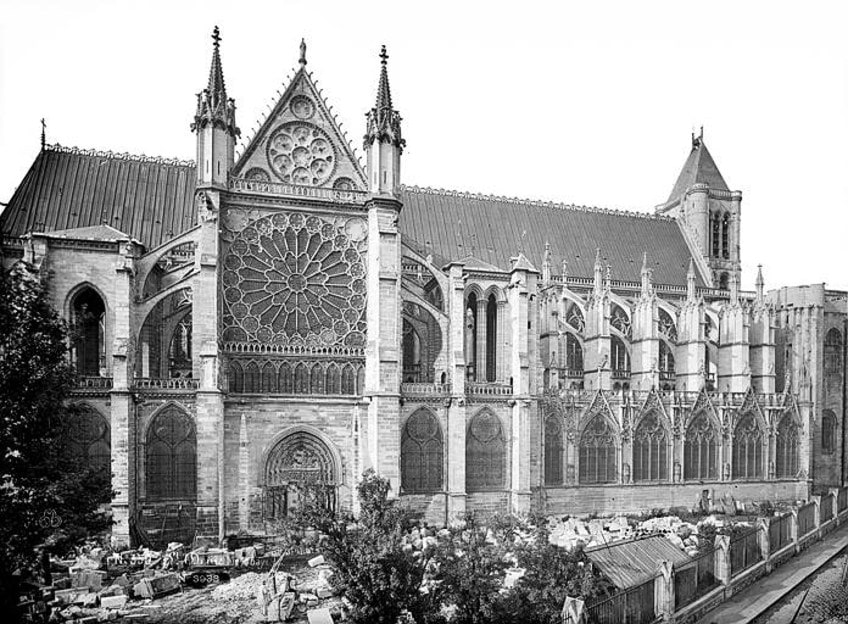 Famous Gothic Structures