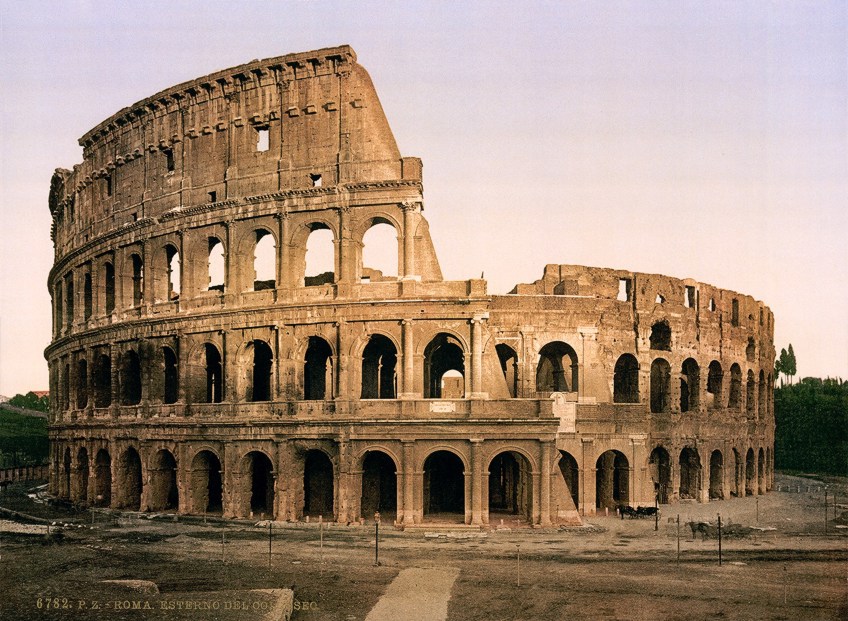 roman temples architecture details