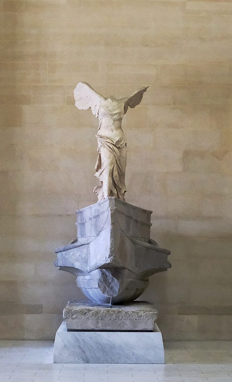 winged victory of samothrace history