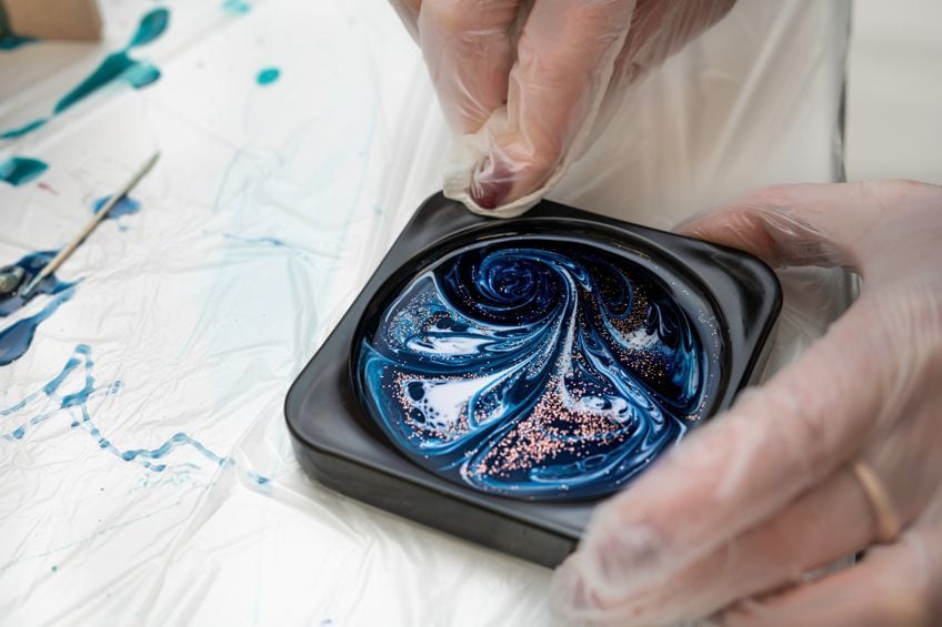 How to make clearance resin art