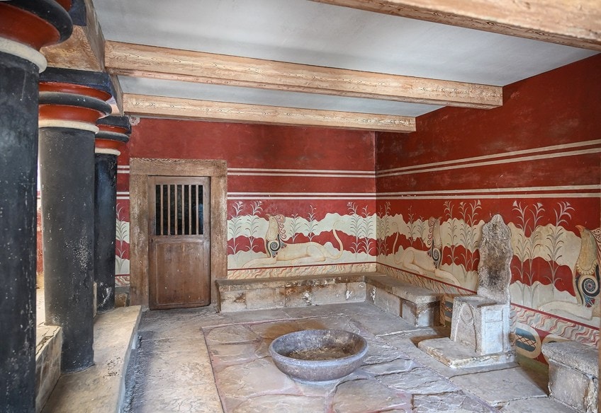 Minoan Art Interior