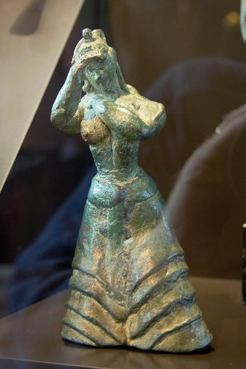 Minoan Sculpture Figurine