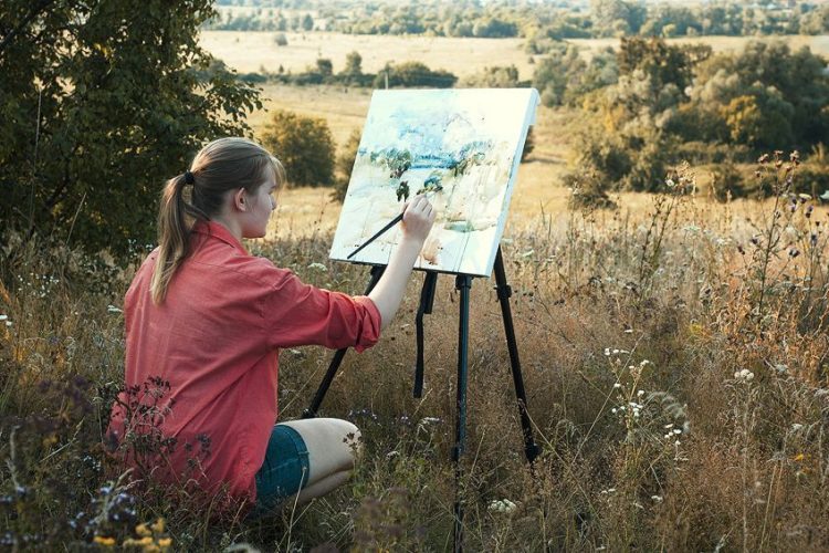 Can You Use Watercolor on Canvas? A Guide to Watercolor Canvas Art