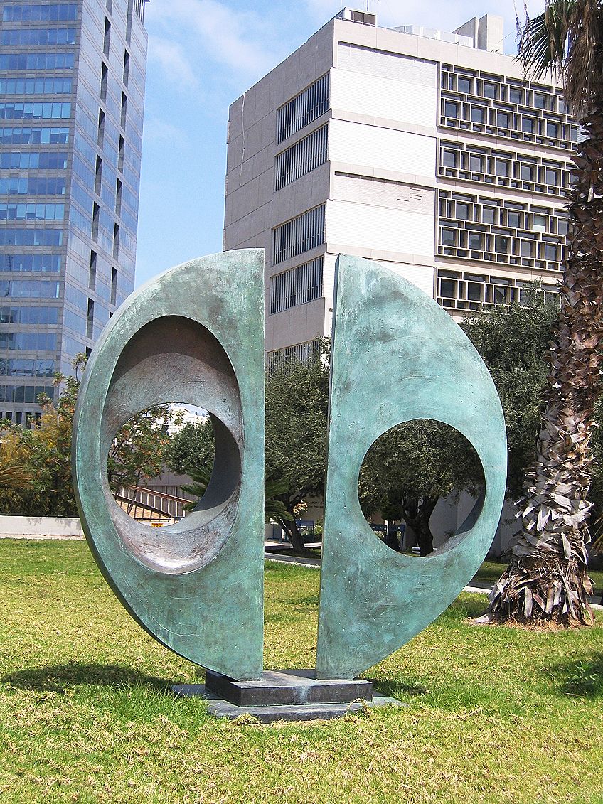 famous modern abstract sculptures