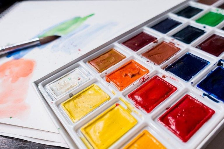 Gouache vs. Acrylic Opaque WaterBased Paints Comparison