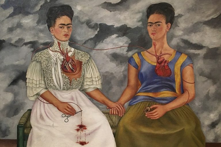 “The Two Fridas” by Frida Kahlo – Double Self-Portrait Analysis