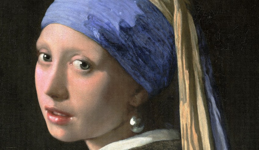 Girl With a Pearl Earring Painting Close-Up