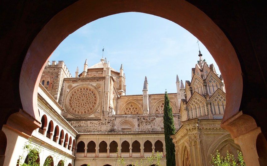 Some Characteristics Of Traditional Spanish Architecture