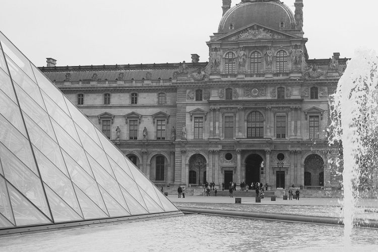 What Is an Art Gallery? Understanding How Art Galleries Work