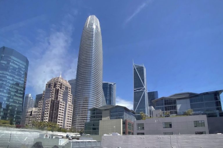 Salesforce Tower – Visiting the Salesforce Tower in San Francisco