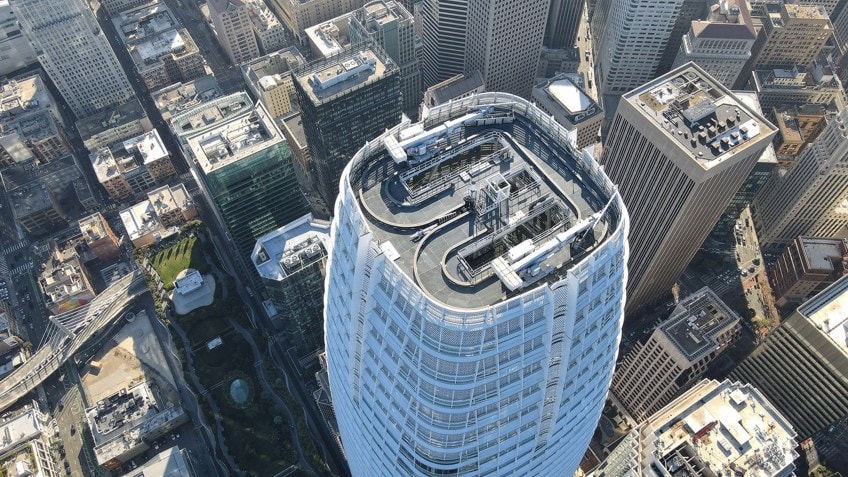 Salesforce Tower Roof