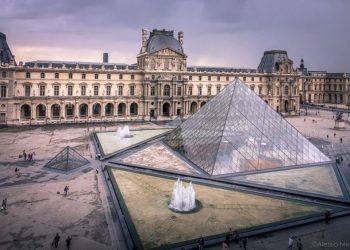 The Louvre Museum Facts