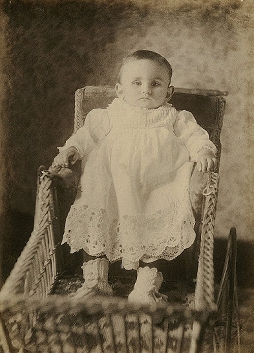 Victorian Post-Mortem Photos of Babies