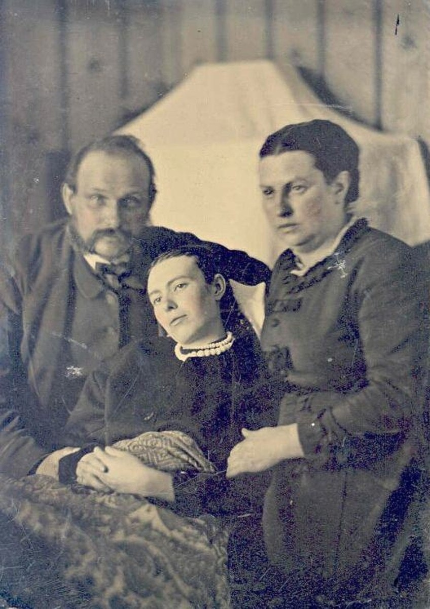Victorian Post-Mortem Photos