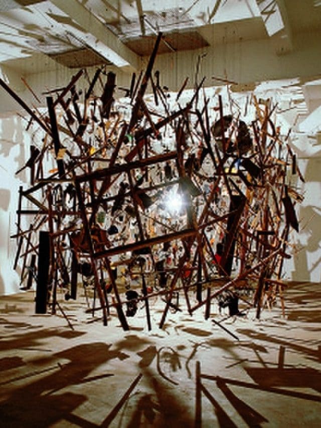 art-installations-different-types-of-installations-artincontext