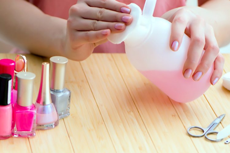 How to Paint Glass Bottles StepbyStep Glass Decorating Guide