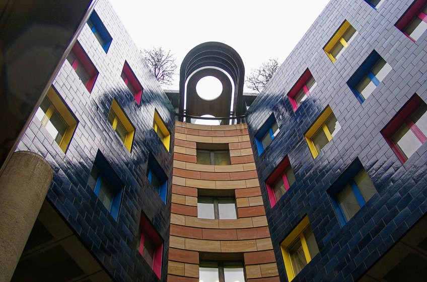 Examples of Postmodern Architecture