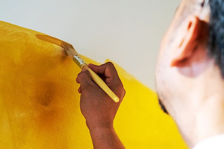 What Colors Go With Gold? Top Color Combinations for Gold