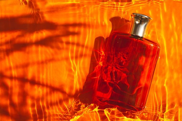 What Color Goes With Bronze? Colors That Complement Bronze