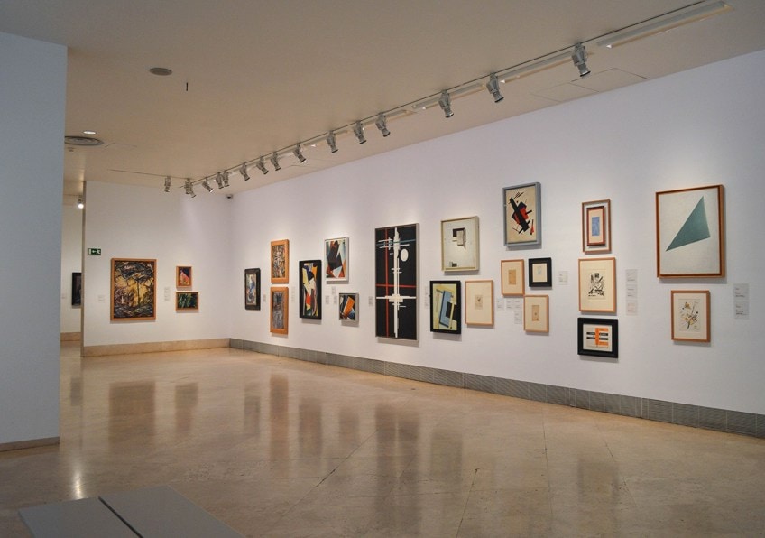 Spanish Art Gallery Display