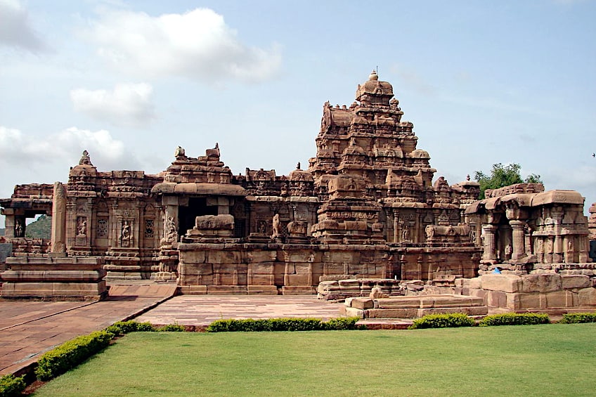Similarities Between Virupaksha and Kailasa Temples