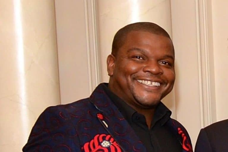 Kehinde Wiley – A Detailed Kehinde Wiley Biography