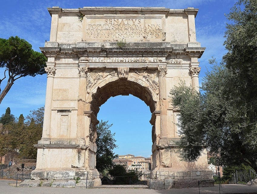 Where Is the Arch of Titus Located
