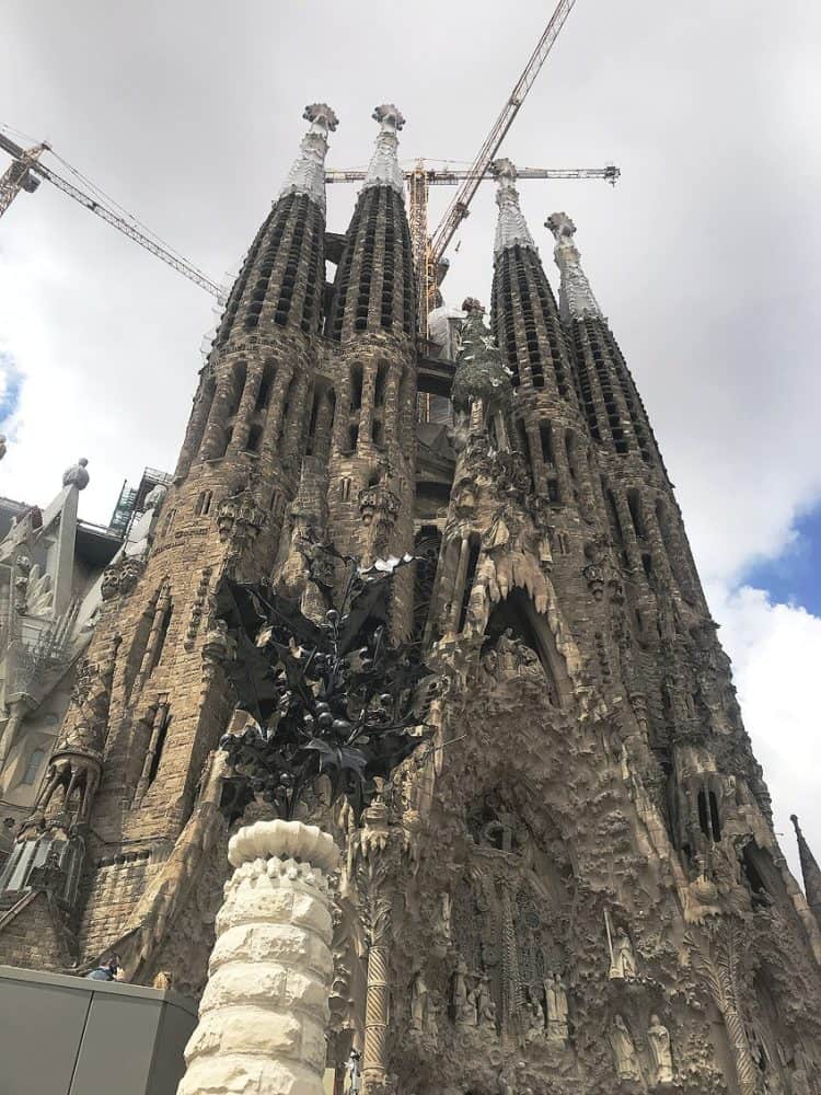 Sagrada Família in Barcelona - Gaudí's Unfinished Masterpiece