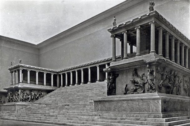 Pergamon Altar - Discover the Famous Altar of Zeus