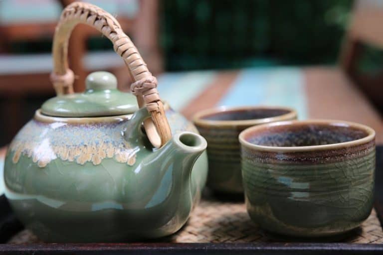 What Is Raku Pottery? – Explore the Raku Ceramic Techniques