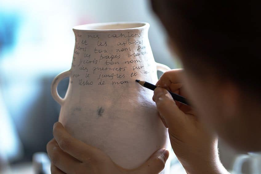 DIY FAUX CERAMIC VASES: Testing Techniques, Paints and Thrifted