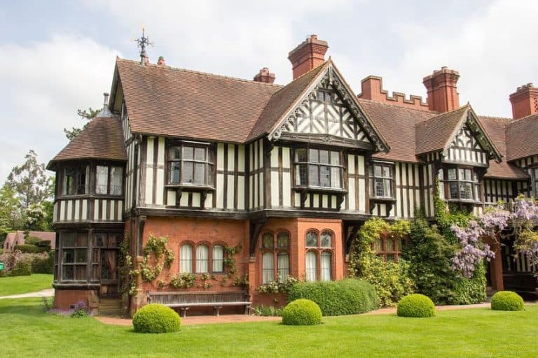 Arts and Crafts Movement A Revolutionary Style of Design