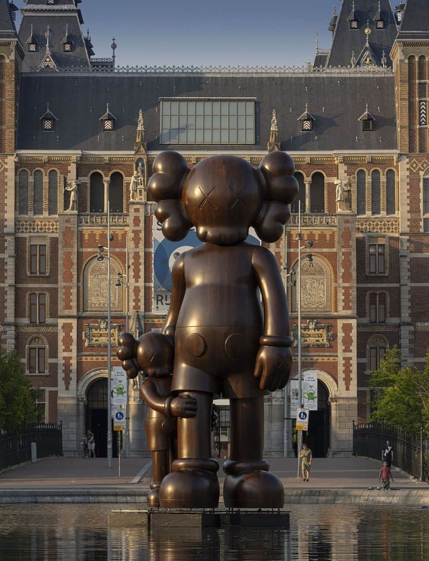 Kaws - An In-Depth Look at His Famous Artworks