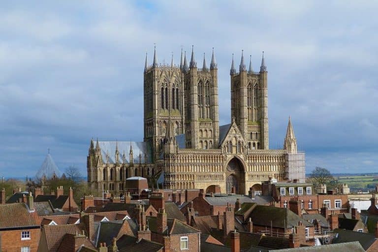 Lincoln Cathedral – The History of the Famous Cathedral