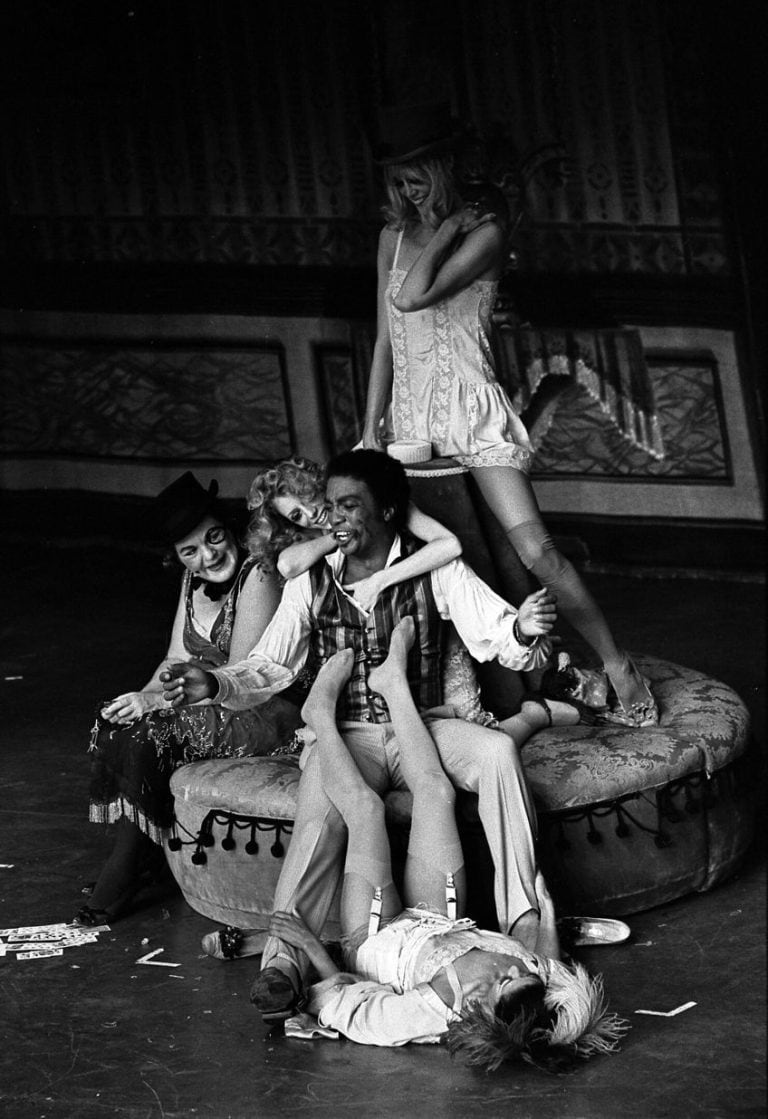 brechtian-exploring-the-world-of-critical-theatre