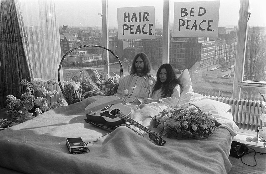 Famous Yoko Ono's Art