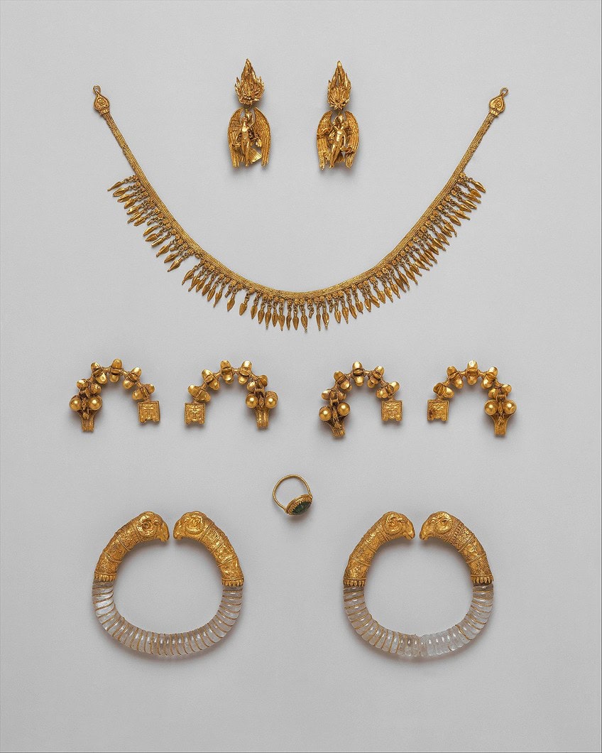 History of Ancient Greek Jewelry