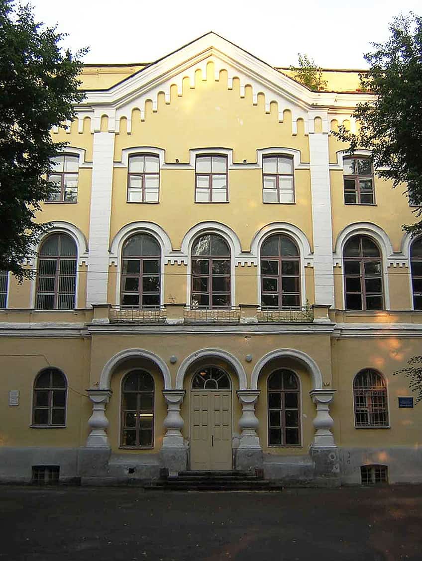 Irena Aizen Art School