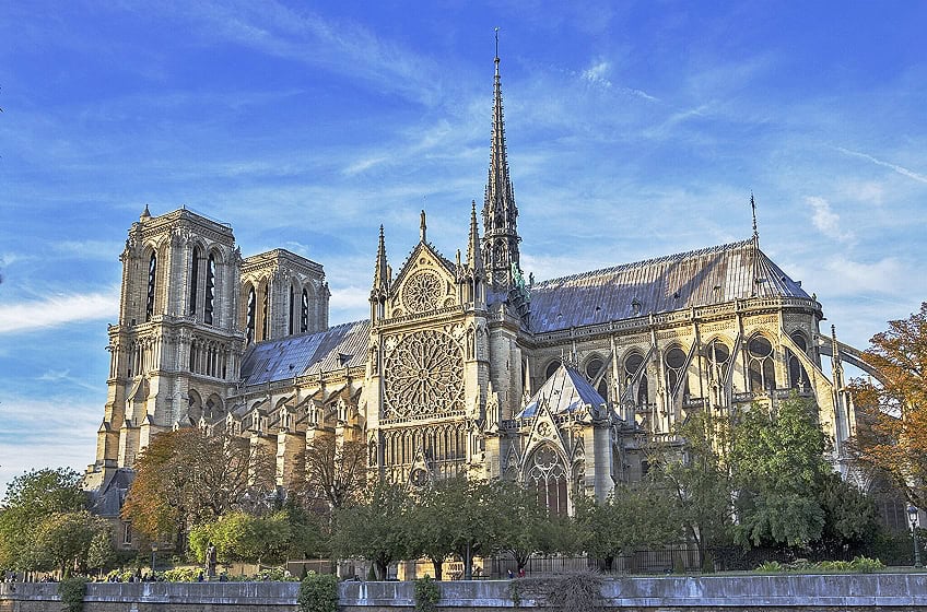 Medieval vs Renaissance Architecture