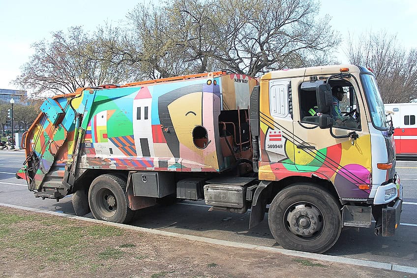 Nicolas Salvadoran Artist