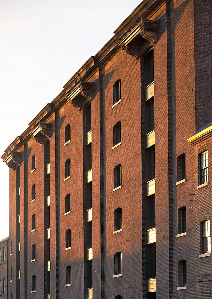 Rocco Ritchie Art School