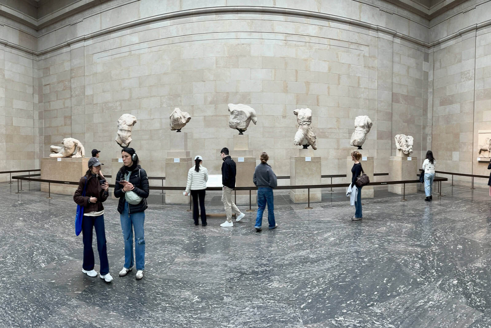 Panoramic display of Parthenon east-pediment sculptures in the British Museum.