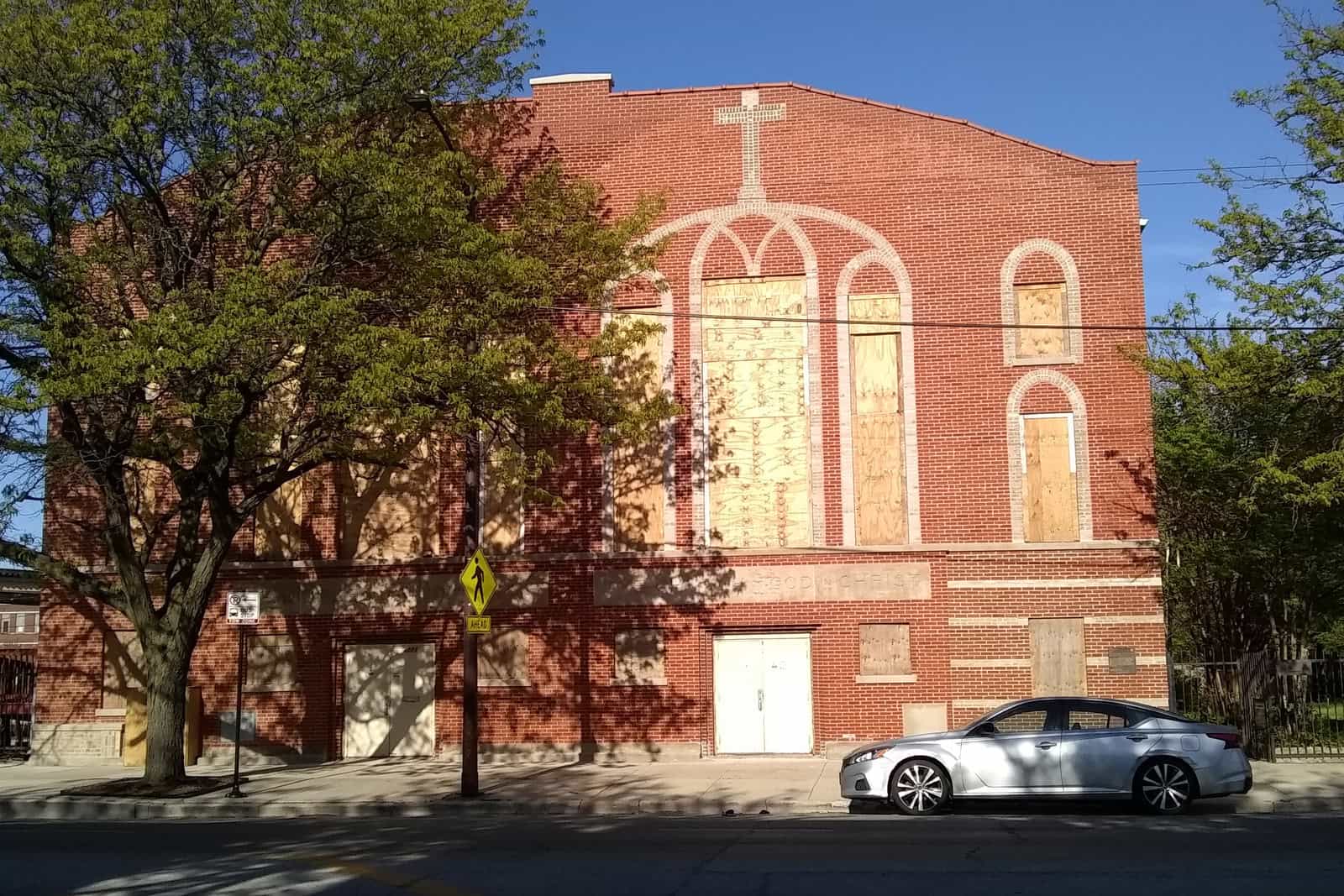 Roberts Temple Church of God in Christ in Chicago, seen from across the street.