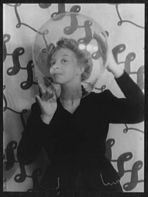 Leonor Fini poses in a studio portrait in 1936.