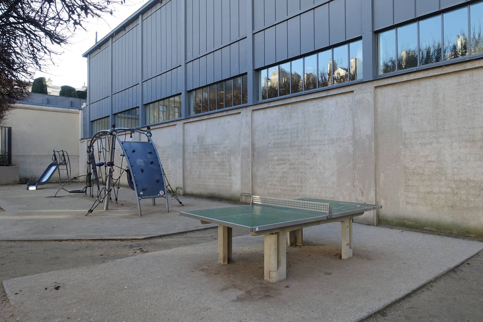 Jardin de l’Hôtel Salé–Léonor-Fini in the Marais