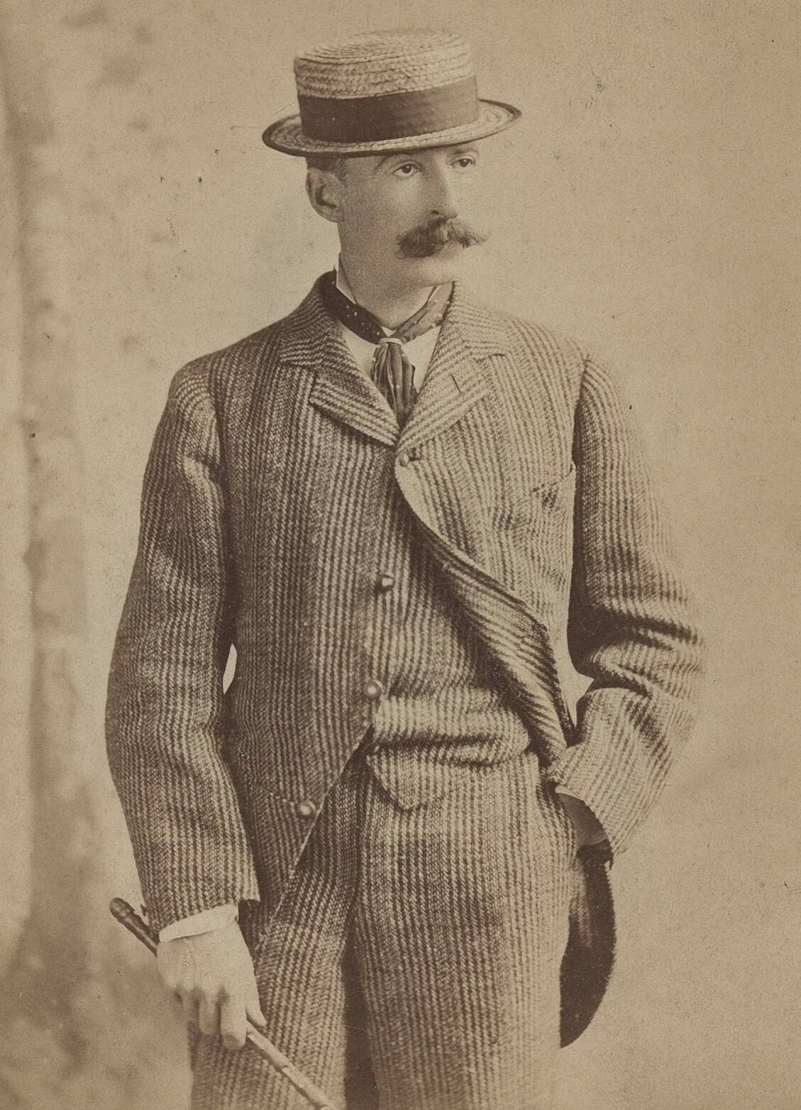 An 1880 portrait of Winslow Homer photographed in New York by Napoleon Sarony.